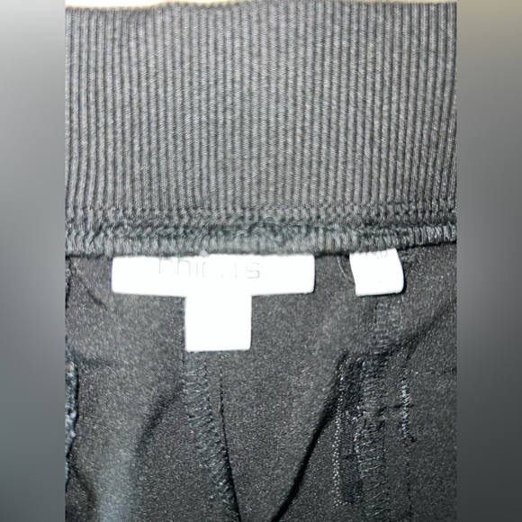 Chico’s Black Athletic Pants with Zipper Pockets Size 2.5R - Picture 5 of 5